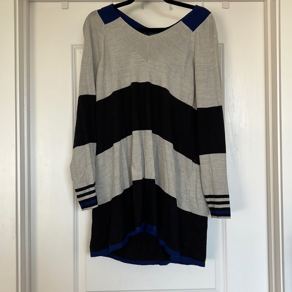 2X Color Block Sweater